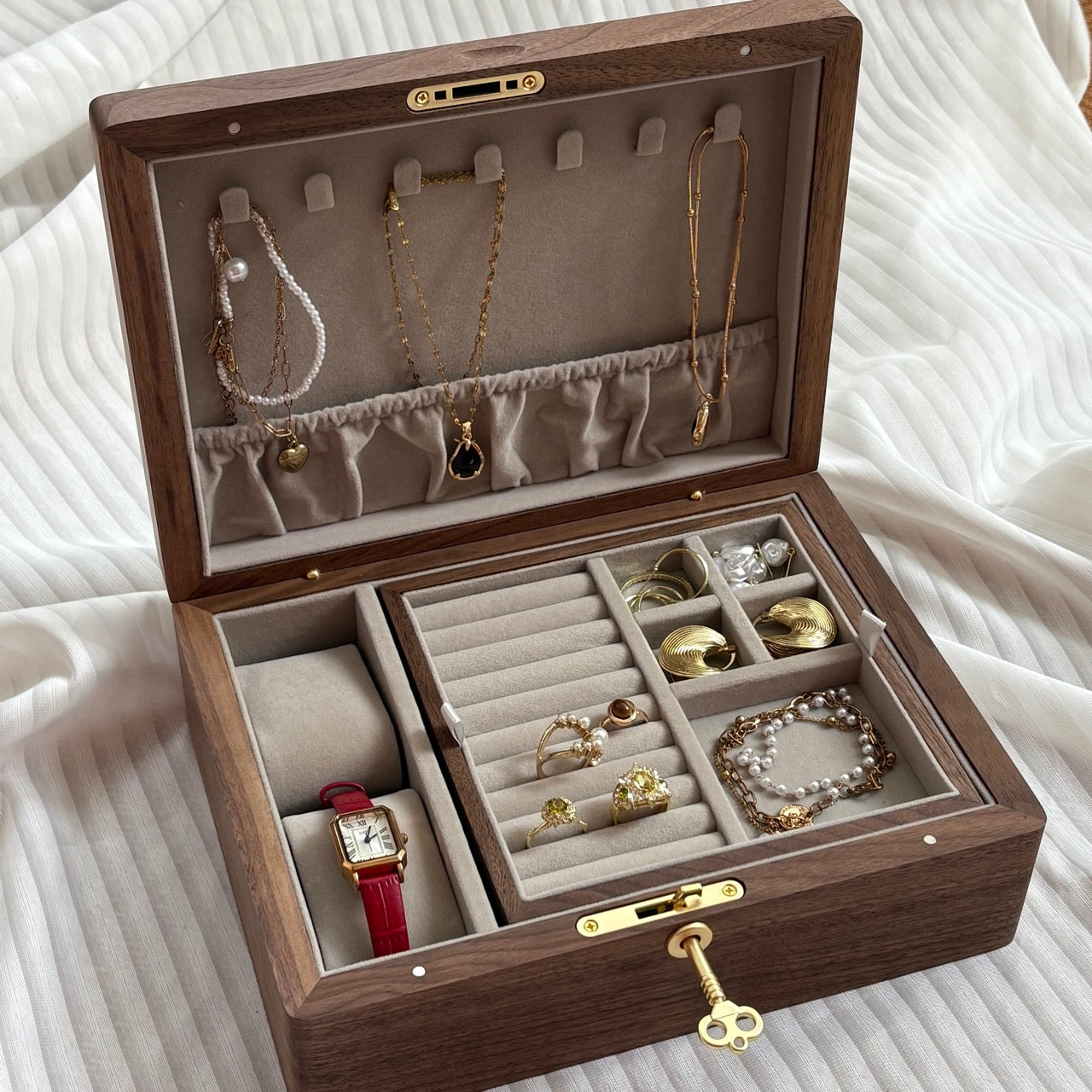 2 layer walnut jewelry box with lock
