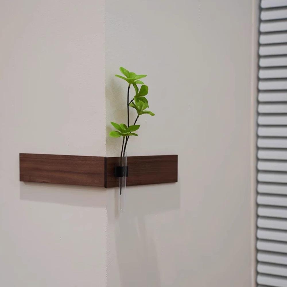 wall corner plant decor